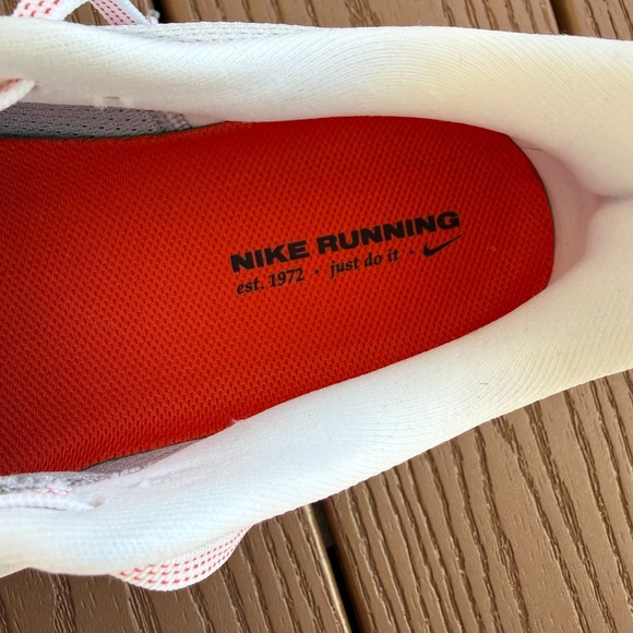 Nike Air Zoom Pegasus 41 Men's Size 12 White/Picante Red-Wolf Grey FD2722 108 - Picture 11 of 14